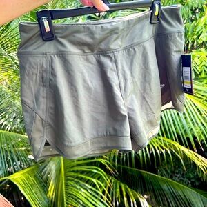 Reebok Green Athletic Shorts Lightweight Performance